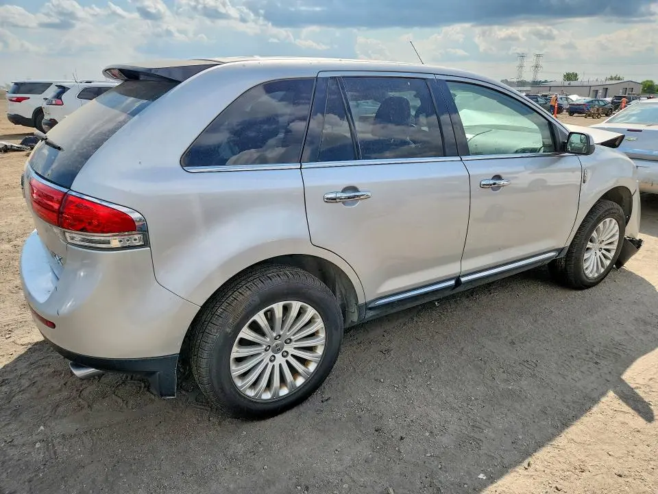 2011 LINCOLN MKX   