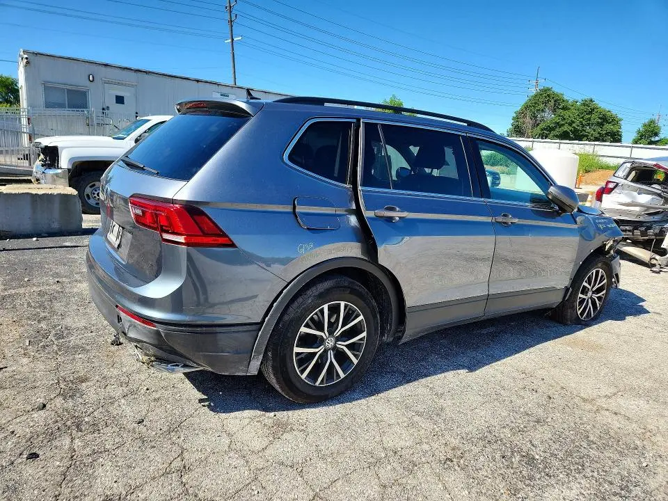 2019 VOLKSWAGEN TIGUAN SE  