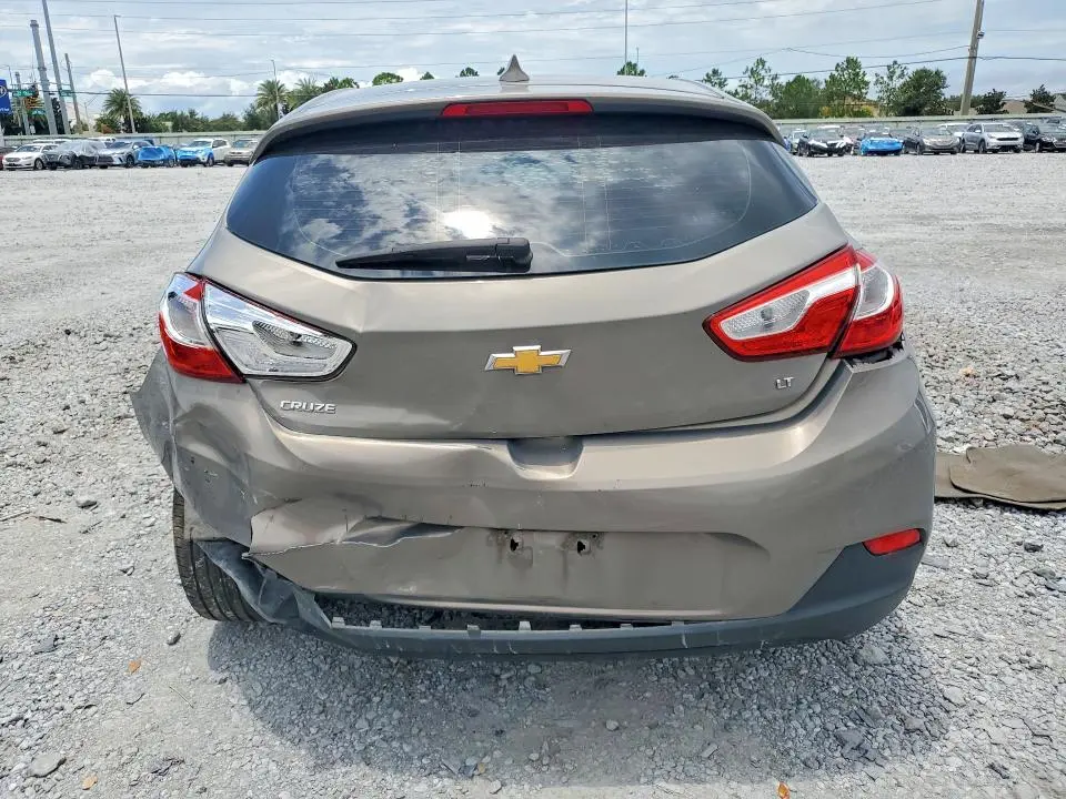 2017 CHEVROLET CRUZE LT  