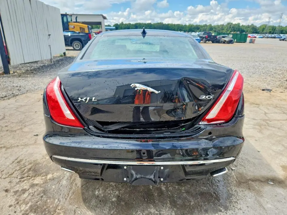2016 JAGUAR XJL PORTFOLIO  