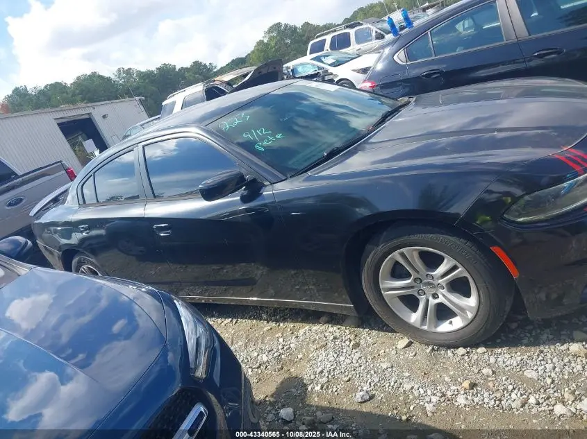2016 DODGE CHARGER SE