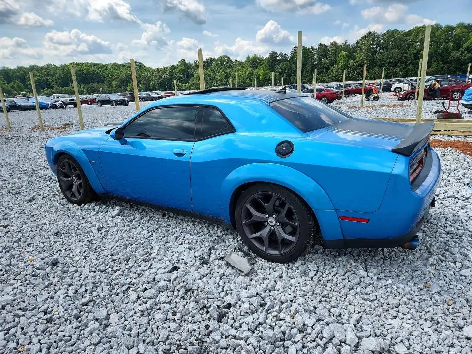 2015 DODGE CHALLENGER SXT  
