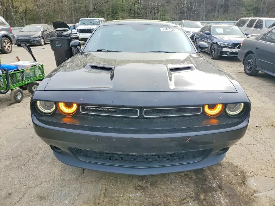 2015 DODGE CHALLENGER SXT  