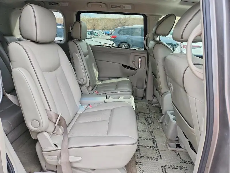 2012 NISSAN QUEST S  