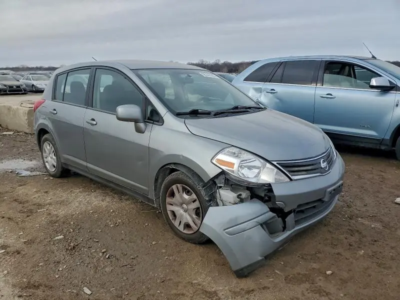 2011 NISSAN VERSA S  