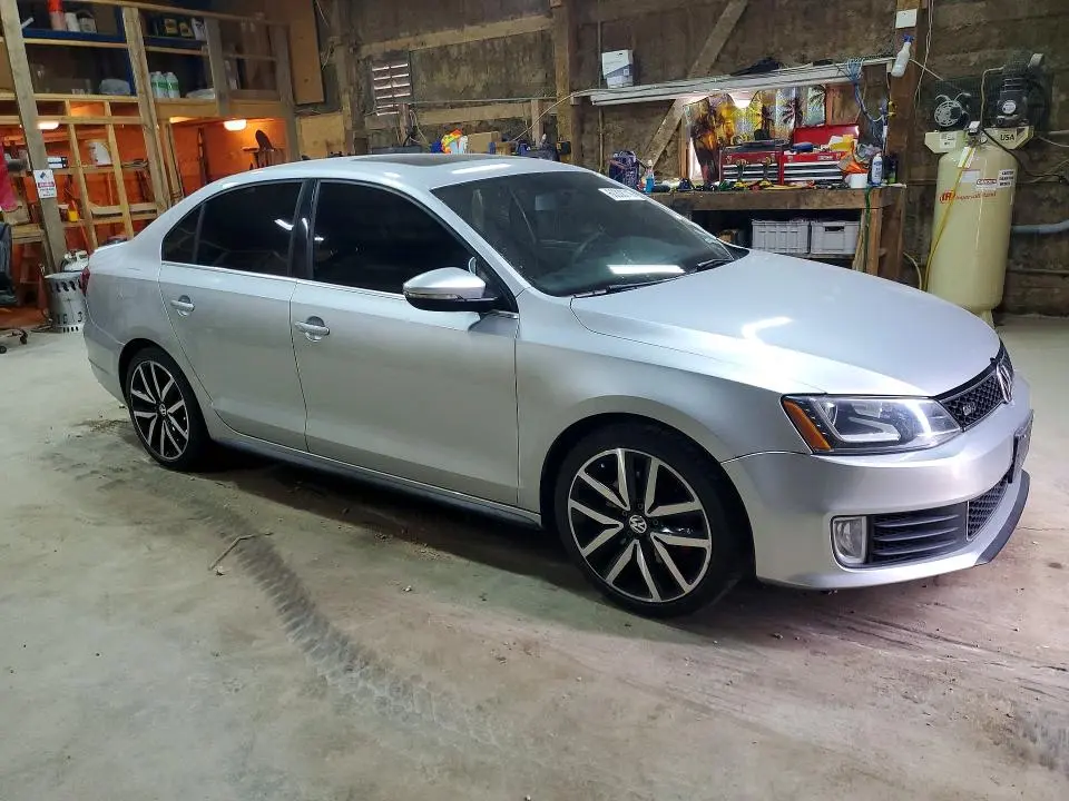 2014 VOLKSWAGEN JETTA GLI  