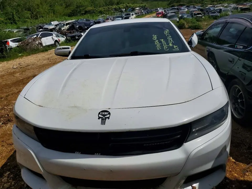 2016 DODGE CHARGER SXT  