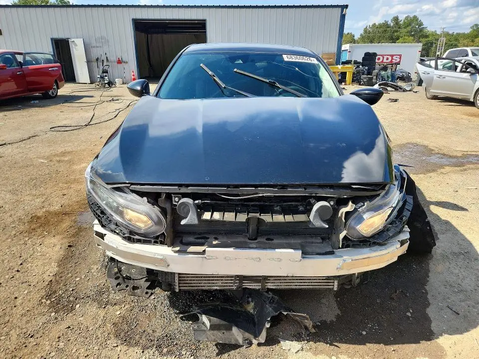 2018 HONDA ACCORD EX  