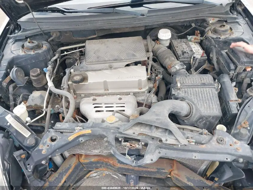 2011 MITSUBISHI GALANT ES/SE