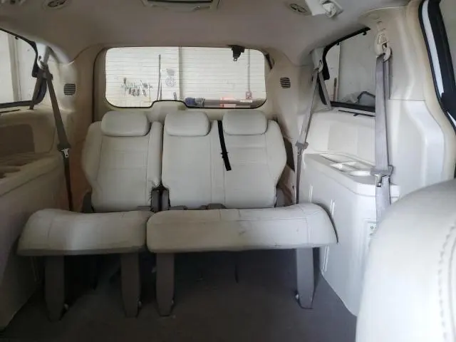 2010 CHRYSLER TOWN & COUNTRY TOURING  