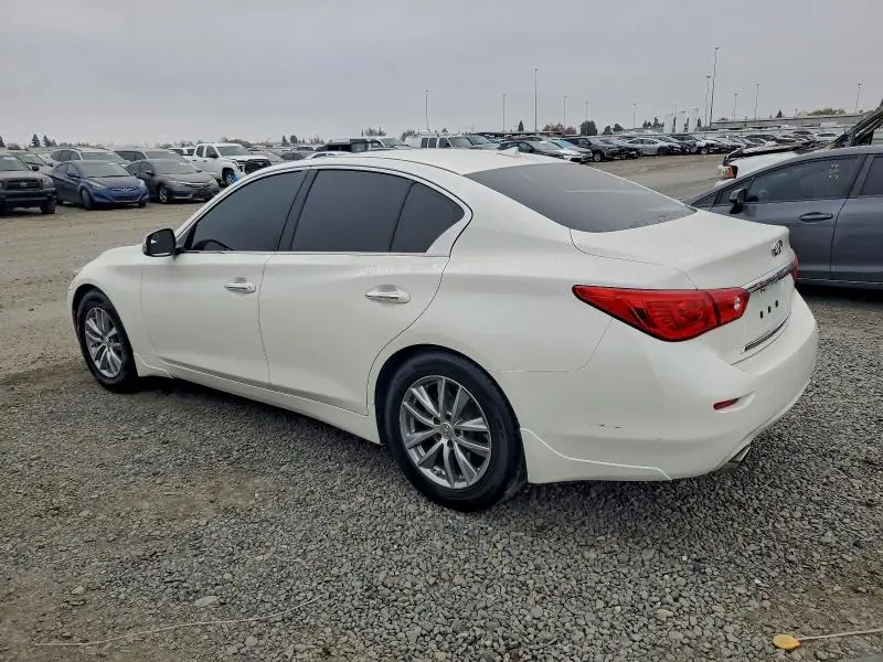 2016 INFINITI Q50 PREMIUM  
