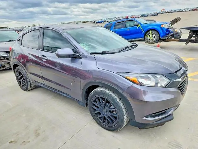 2017 HONDA HR-V LX  