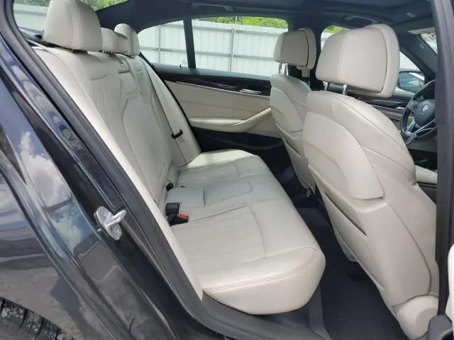 2017 BMW 540 XI  