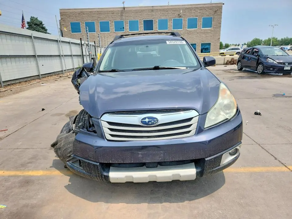 2011 SUBARU OUTBACK 2.5I LIMITED  