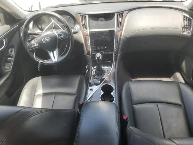 2019 INFINITI Q50 LUXE  