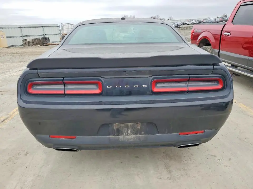 2017 DODGE CHALLENGER SXT  