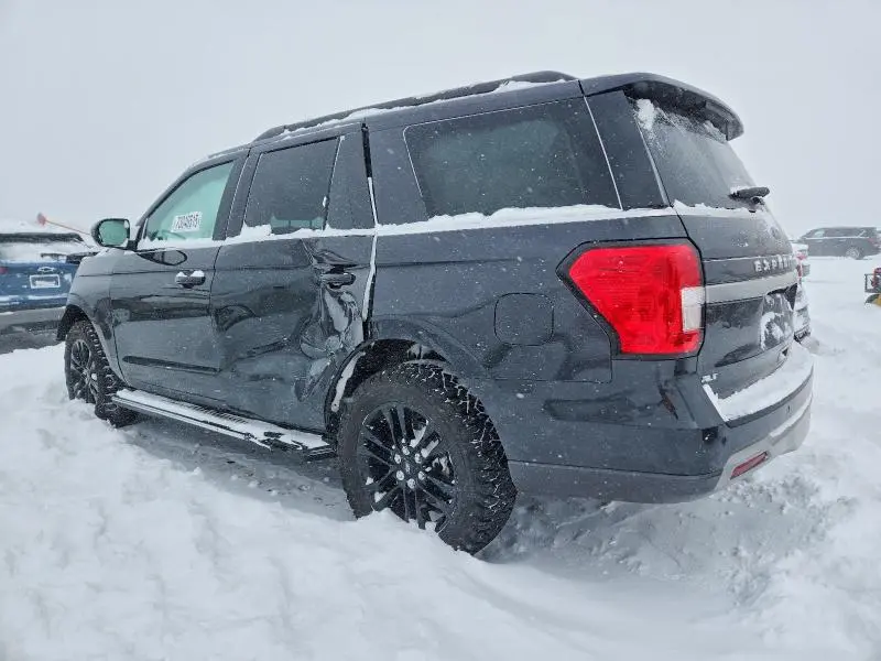 2022 FORD EXPEDITION XLT  
