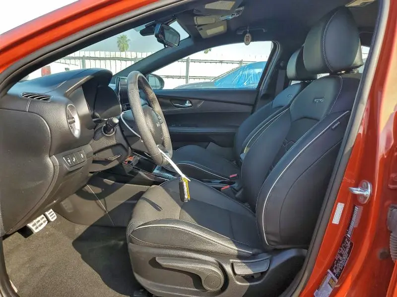 2023 KIA FORTE GT LINE  