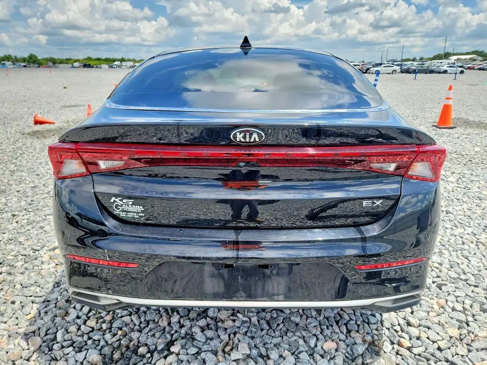 2021 KIA K5 EX  