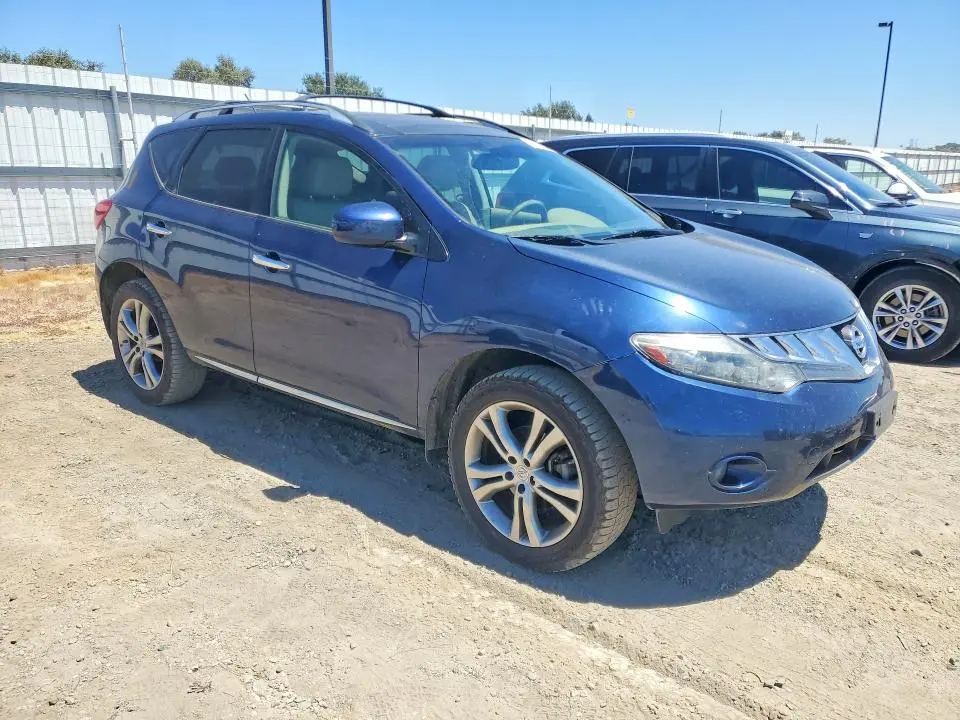 2010 NISSAN MURANO S  