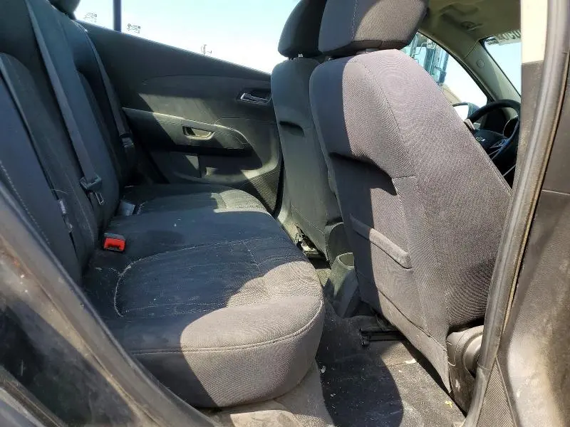 2017 CHEVROLET SONIC LT  
