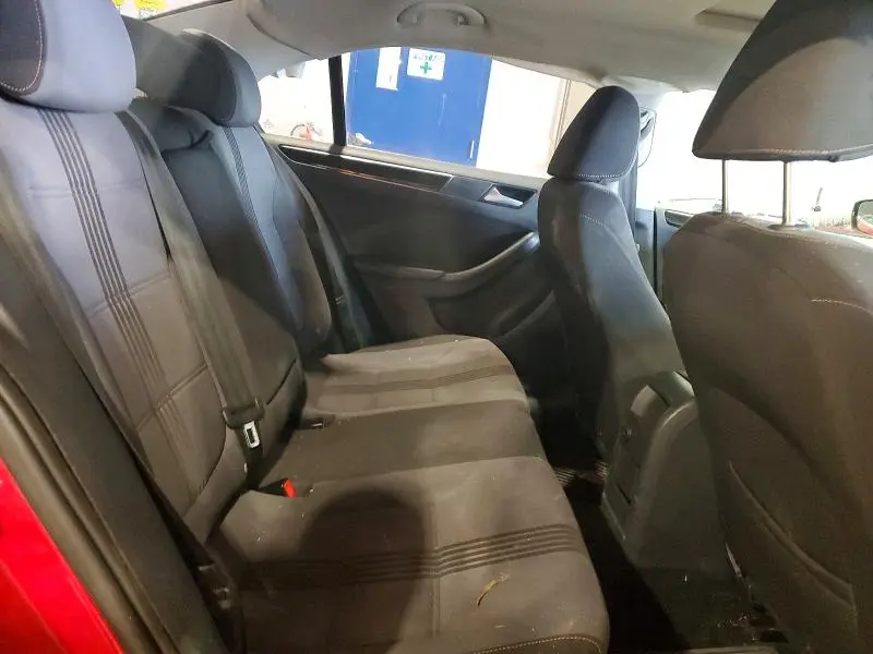 2017 VOLKSWAGEN JETTA SE  