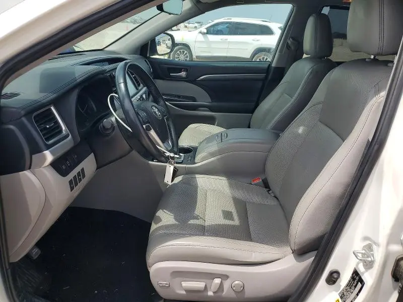 2019 TOYOTA HIGHLANDER LIMITED  