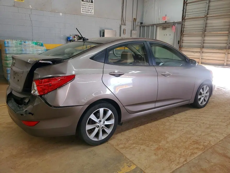 2014 HYUNDAI ACCENT GLS  