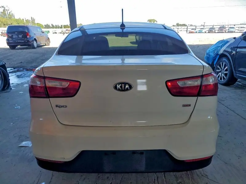 2016 KIA RIO LX  