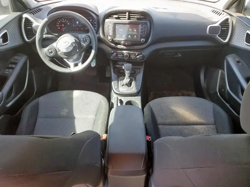 2021 KIA SOUL LX  