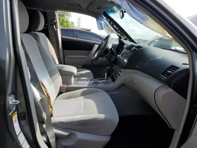 2012 TOYOTA HIGHLANDER BASE  