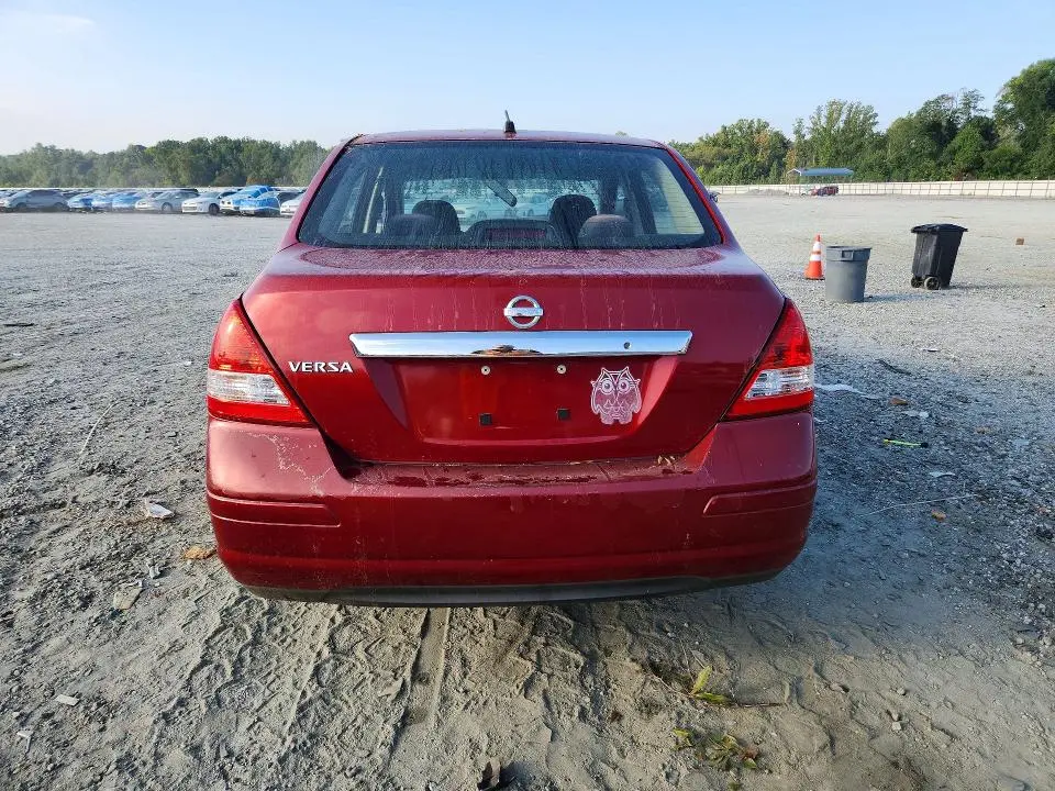 2010 NISSAN VERSA 1.8 S  