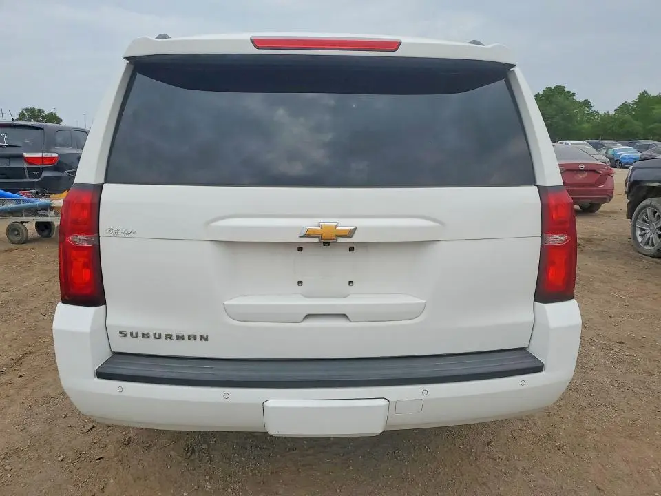 2015 CHEVROLET SUBURBAN K1500 LT  