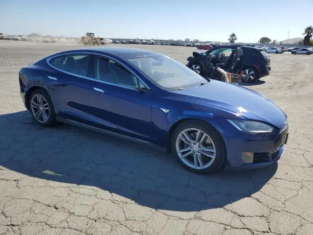 2015 TESLA MODEL S   