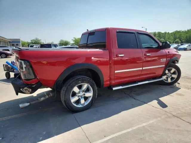 2016 RAM 1500 SLT