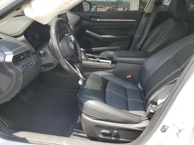 2024 NISSAN ALTIMA SR  