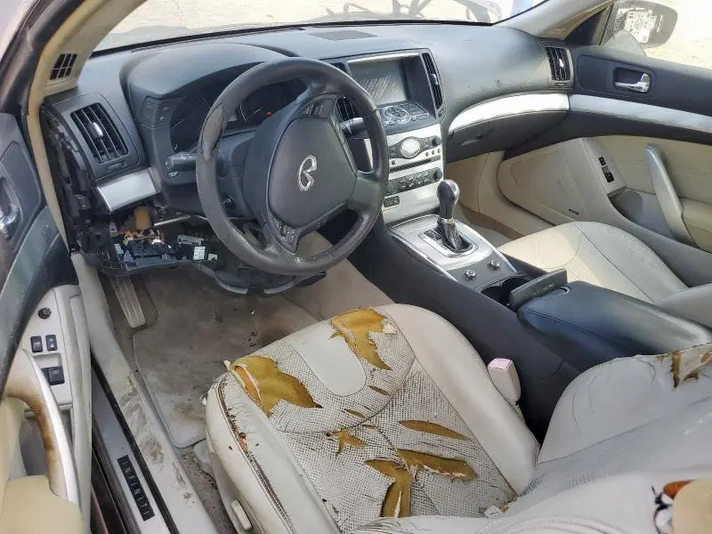 2013 INFINITI G37 JOURNEY  