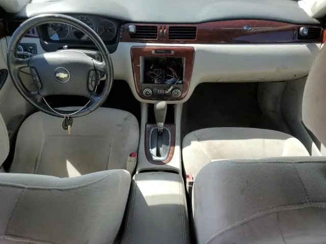 2010 CHEVROLET IMPALA LT