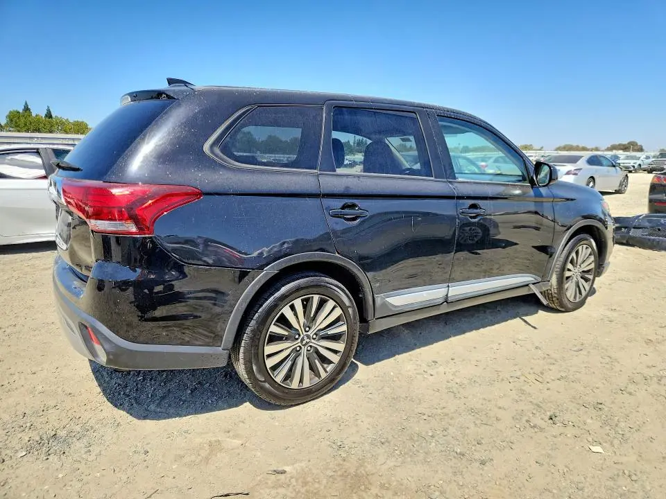2020 MITSUBISHI OUTLANDER ES  