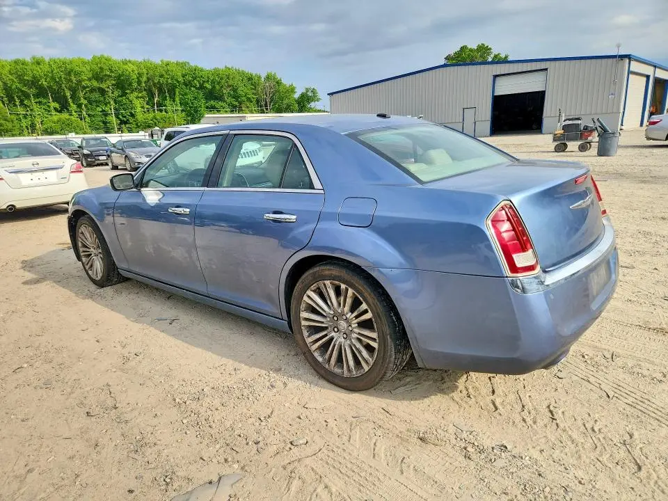 2011 CHRYSLER 300 LIMITED  