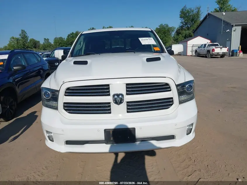 2017 RAM 1500 SPORT  4X4 5'7 BOX