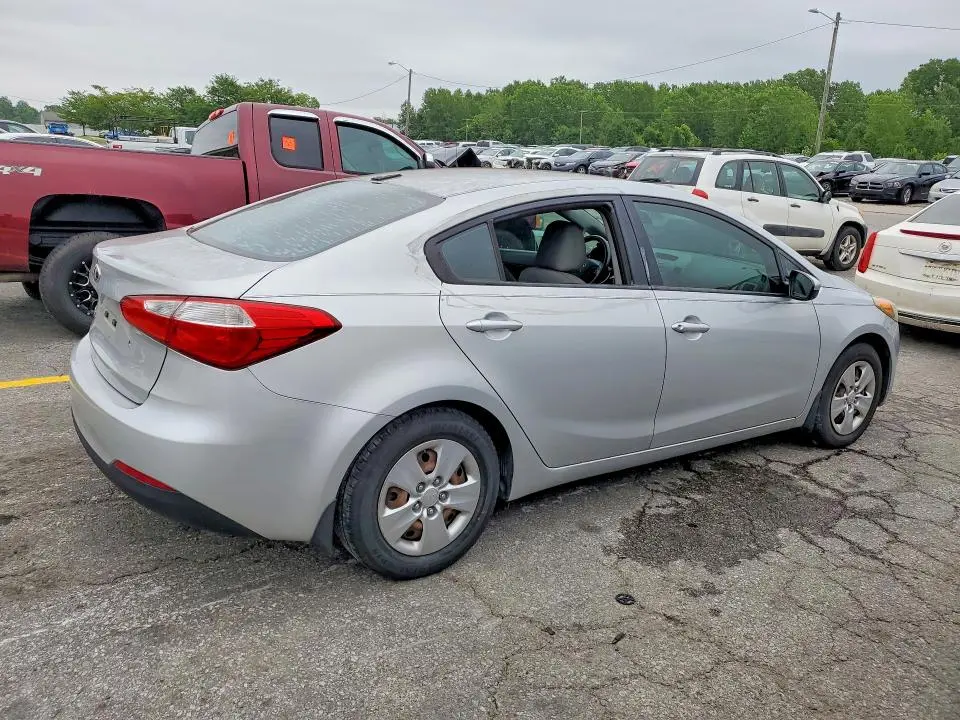 2015 KIA FORTE LX  