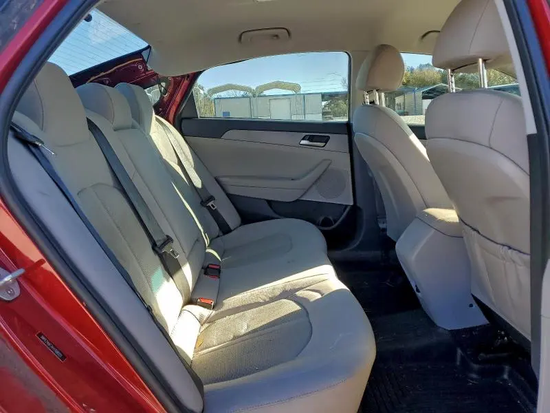 2019 HYUNDAI SONATA SE  