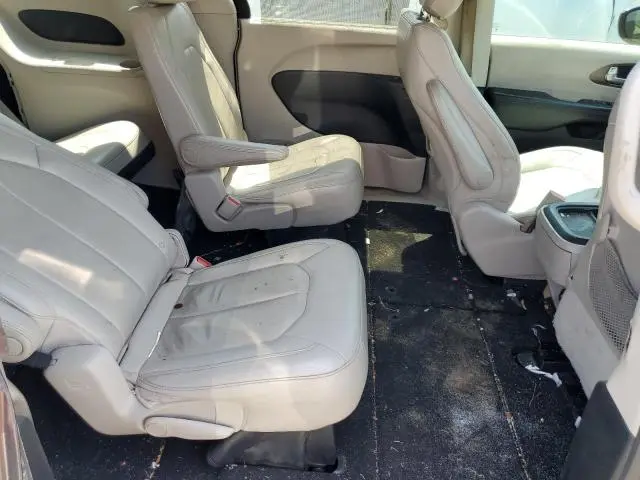 2017 CHRYSLER PACIFICA TOURING L  