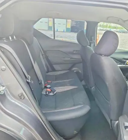 2019 NISSAN KICKS SV  