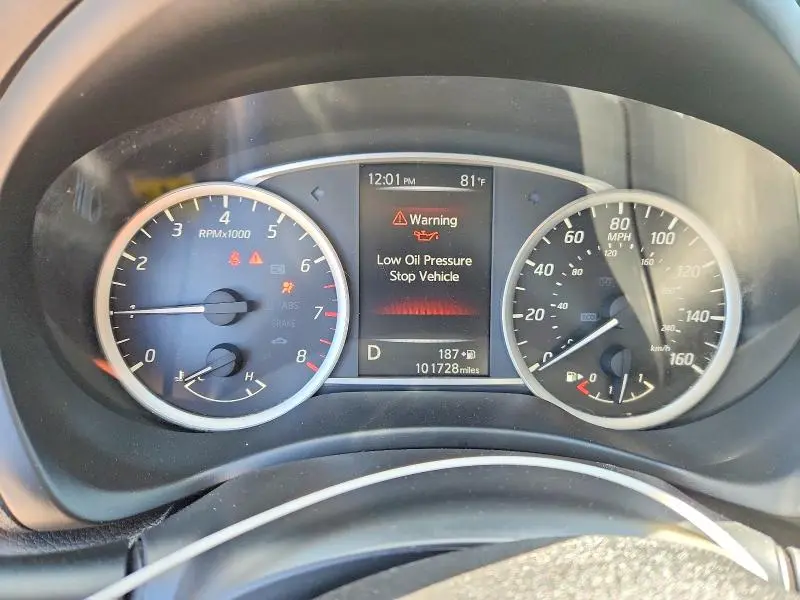 2016 NISSAN SENTRA SR  