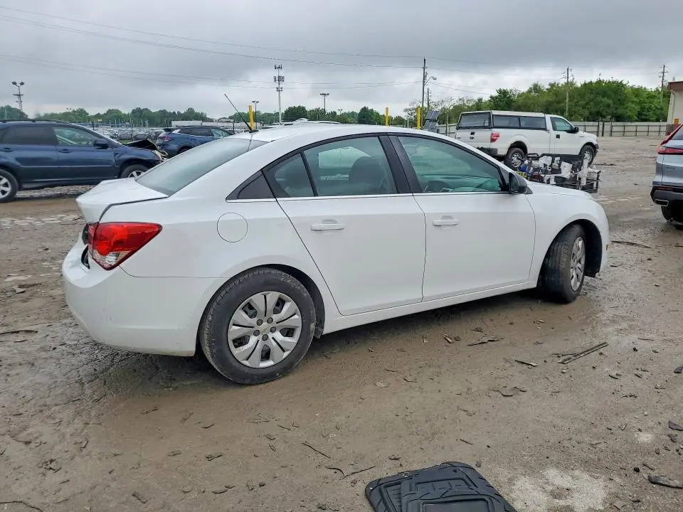2012 CHEVROLET CRUZE LS  