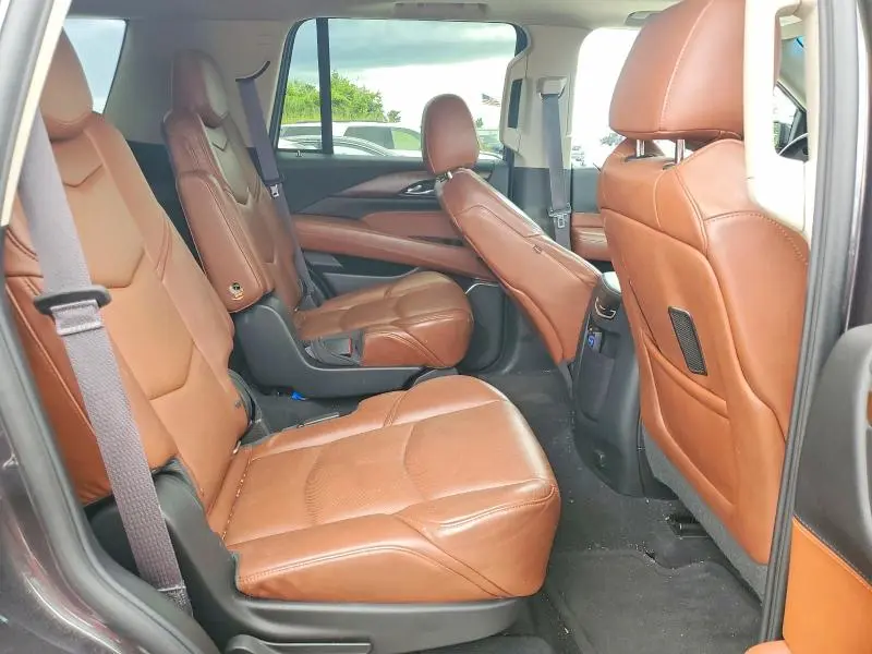 2015 CADILLAC ESCALADE LUXURY  