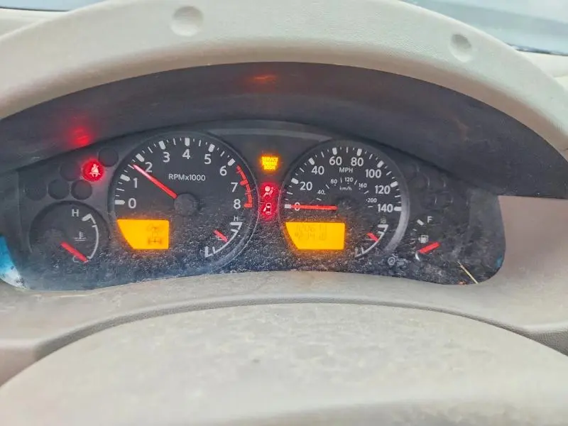 2011 NISSAN FRONTIER SV V6  