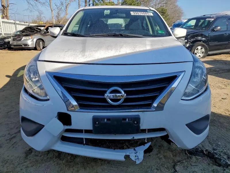 2019 NISSAN VERSA S  